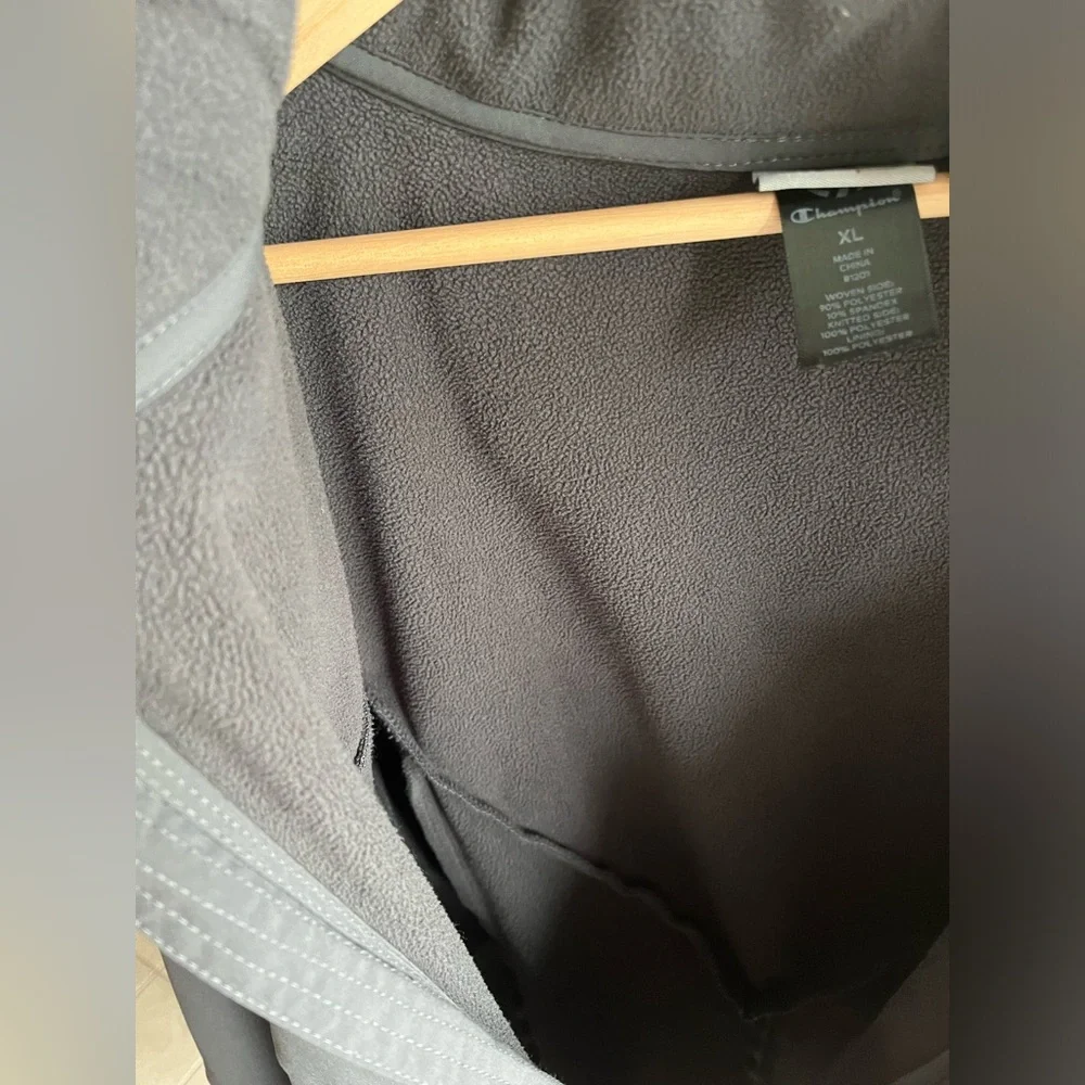 Champion Jacket Women's xl dark grey Hooded Full Zip Lined Windbreaker.Pockets. - Picture 9 of 10